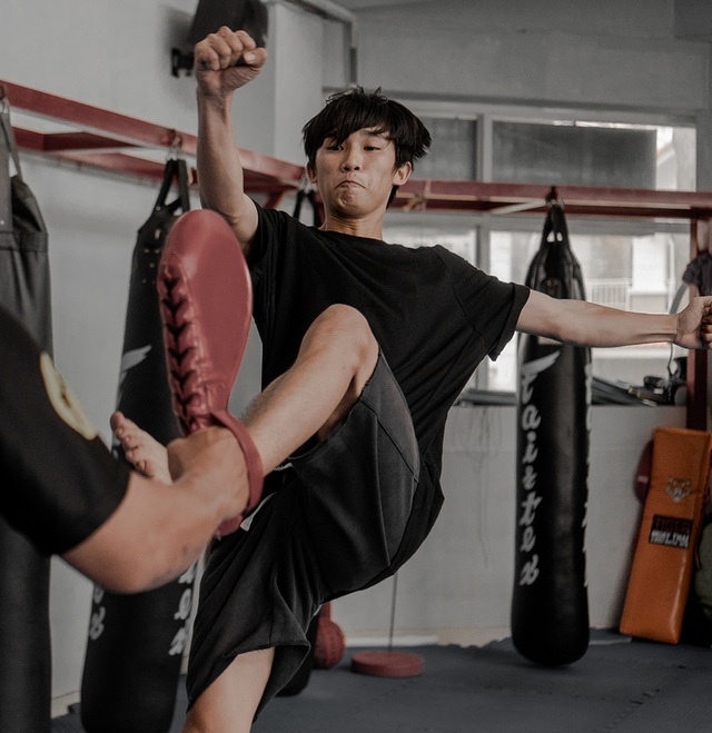 Nam chính phim Ròm: Hành trình từ thể thao đường phố lên màn ảnh rộng - 6 Nam chính phim Ròm: Hành trình từ thể thao đường phố lên màn ảnh rộng - 6