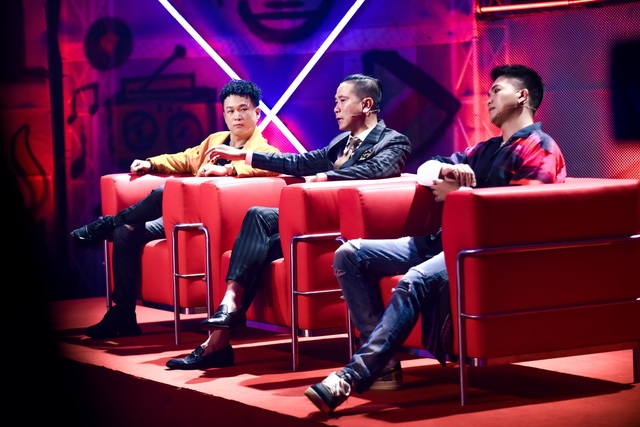 “Nổi da gà” thí sinh King of Rap làm mới hit của diva Hồng Nhung, Bằng Kiều - 3 “Nổi da gà” thí sinh King of Rap làm mới hit của diva Hồng Nhung, Bằng Kiều - 3