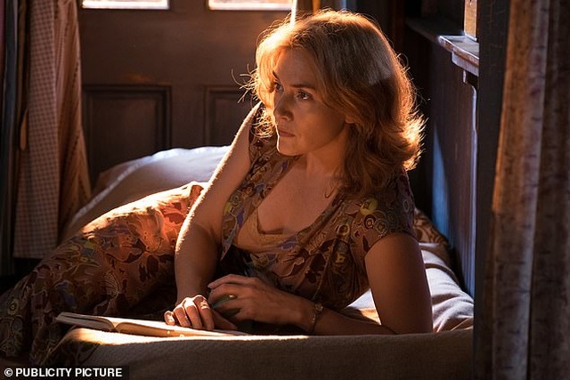 Lý do Kate Winslet nằm trong cốp xe xem nữ diễn viên 19 tuổi đóng cảnh nóng - 2 Lý do Kate Winslet nằm trong cốp xe xem nữ diễn viên 19 tuổi đóng cảnh nóng - 2