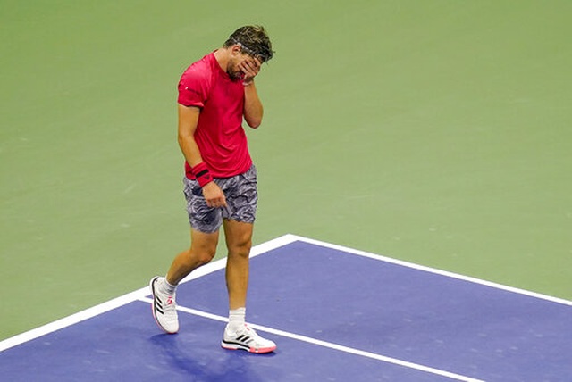 Những khoảnh khắc Thiem hạ gục Zverev giành cúp bạc US Open - 12 Những khoảnh khắc Thiem hạ gục Zverev giành cúp bạc US Open - 12