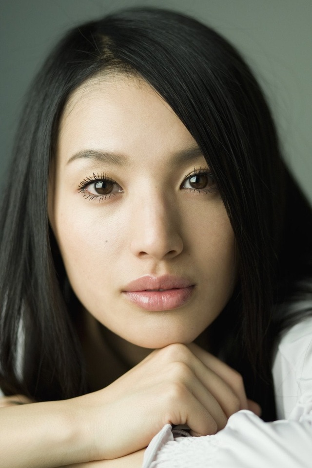 36-year-old Japanese beauty dies at home - 1