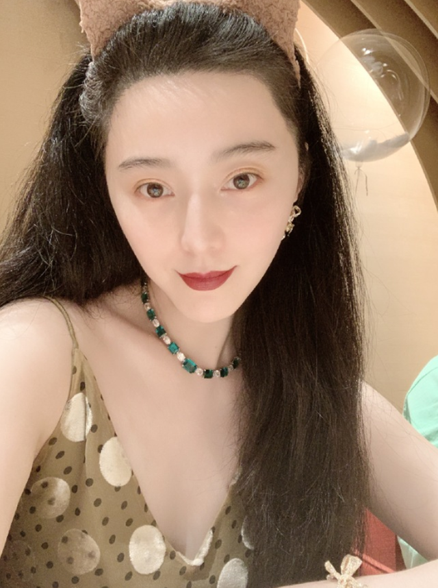 Cộng đồng mạng nghi ngờ Phạm Băng Băng quay lại với Lý Thần - 8 Cộng đồng mạng nghi ngờ Phạm Băng Băng quay lại với Lý Thần - 8