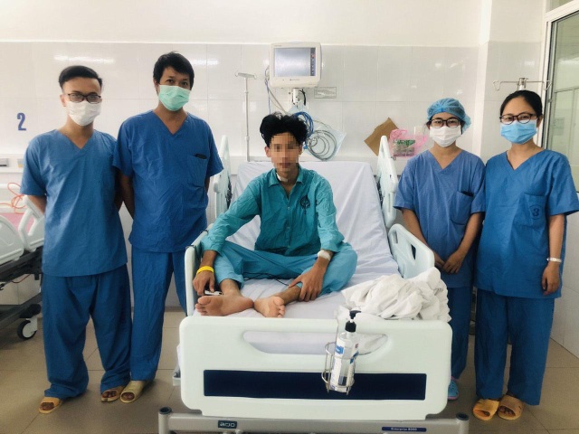 Cứu sống nam thanh niên ngưng tim, ngưng thở bằng kỹ thuật hạ thân nhiệt - 2 Cứu sống nam thanh niên ngưng tim, ngưng thở bằng kỹ thuật hạ thân nhiệt - 2