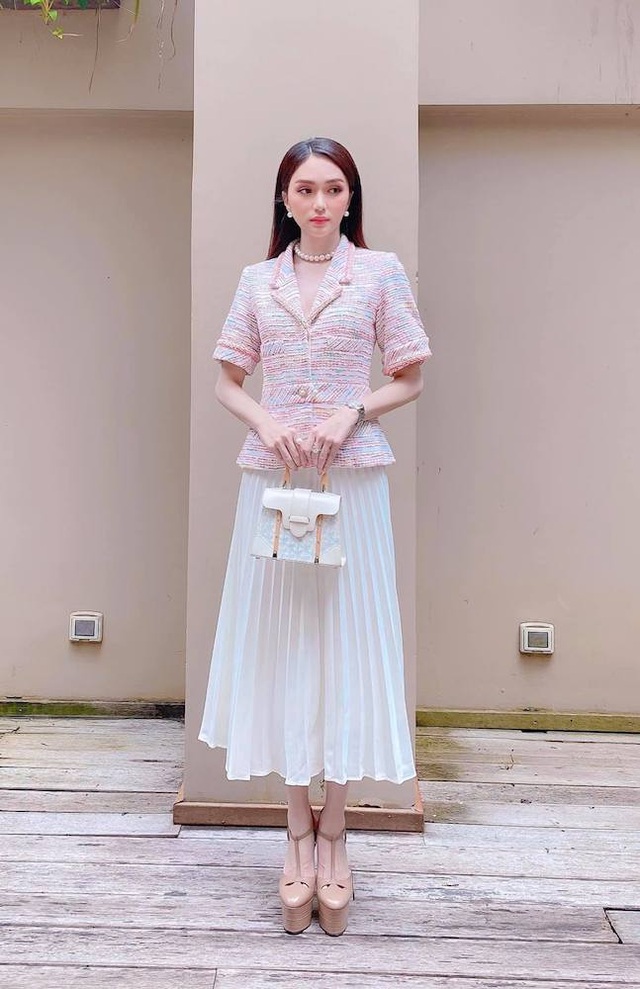 Dù ở nhà hay đi biển, Thủy Tiên vẫn quyến rũ hết nấc - 7 Dù ở nhà hay đi biển, Thủy Tiên vẫn quyến rũ hết nấc - 7