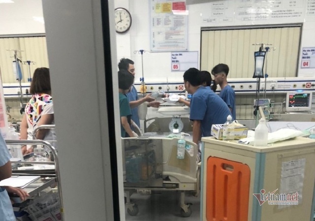 Hành trình giải cứu thai nhi bị phá bỏ ở tuần thai 31 - 1 Hành trình giải cứu thai nhi bị phá bỏ ở tuần thai 31 - 1
