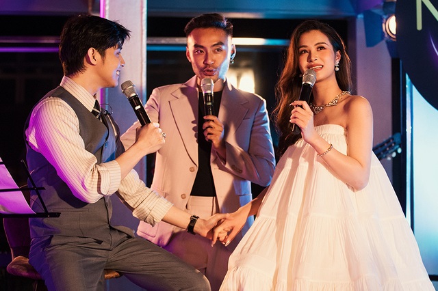 Đông Nhi “bế bụng bầu” vẫn “cháy hết mình” song ca cùng Noo Phước Thịnh - 11 Đông Nhi “bế bụng bầu” vẫn “cháy hết mình” song ca cùng Noo Phước Thịnh - 11