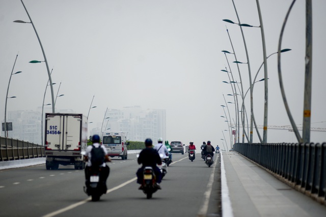 Sương mù Sài Gòn.jpg Sương mù Sài Gòn.jpg