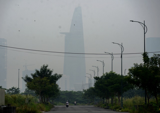 Sương mù Sài Gòn.jpg Sương mù Sài Gòn.jpg