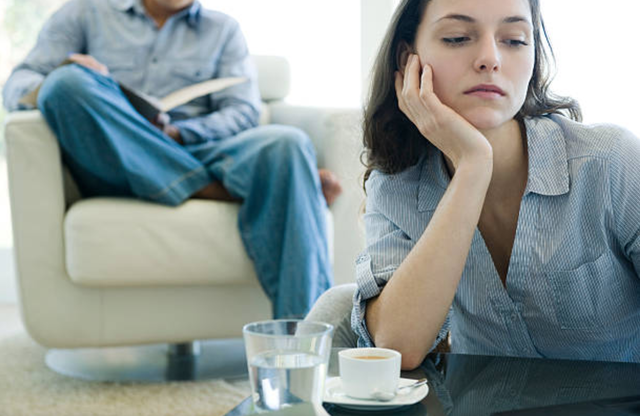 Bao lâu rồi ta không chia sẻ vui buồn với nhau... - 1 Bao lâu rồi ta không chia sẻ vui buồn với nhau... - 1