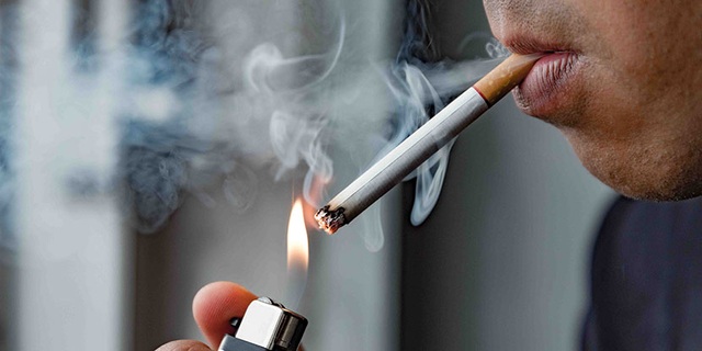 Ho dai dẳng và đau vùng lưng dưới: Nguy cơ ung thư phổi - 1 Ho dai dẳng và đau vùng lưng dưới: Nguy cơ ung thư phổi - 1