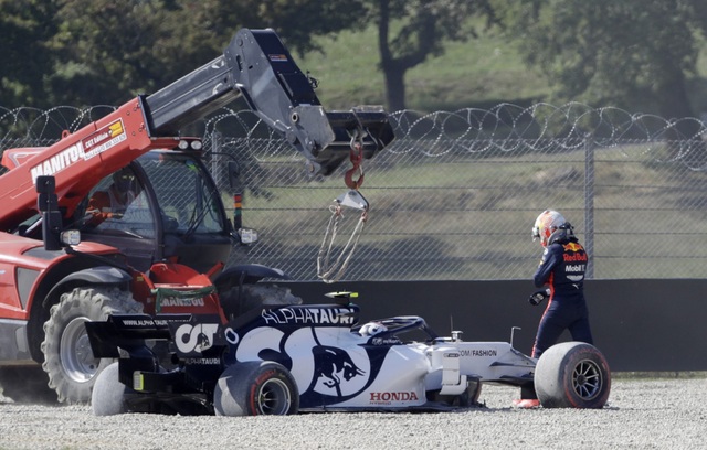 Tuscan Grand Prix 2020: Muốn bao nhiêu hỗn loạn cũng có - 10 Tuscan Grand Prix 2020: Muốn bao nhiêu hỗn loạn cũng có - 10