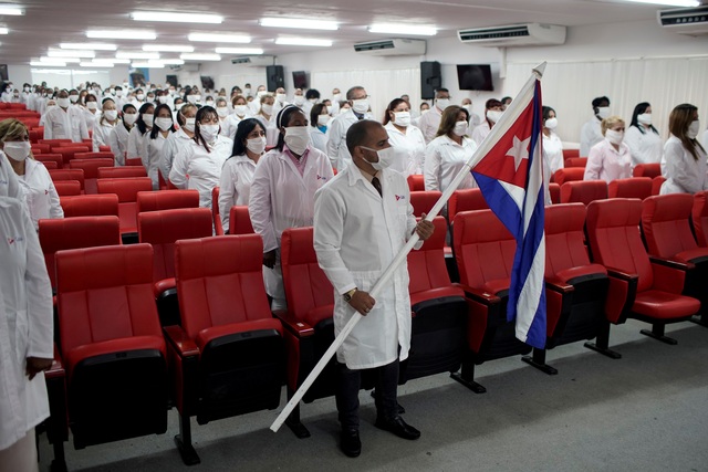 Đội quân blouse trắng Cuba tỏa ra khắp thế giới chống dịch Covid-19 - 1