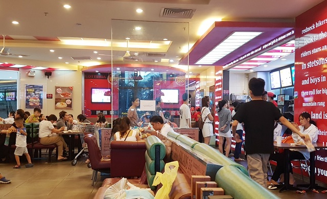 Cho phép người từ Đà Nẵng vào Huế nhưng không được đến nơi đông người - 2 Cho phép người từ Đà Nẵng vào Huế nhưng không được đến nơi đông người - 2