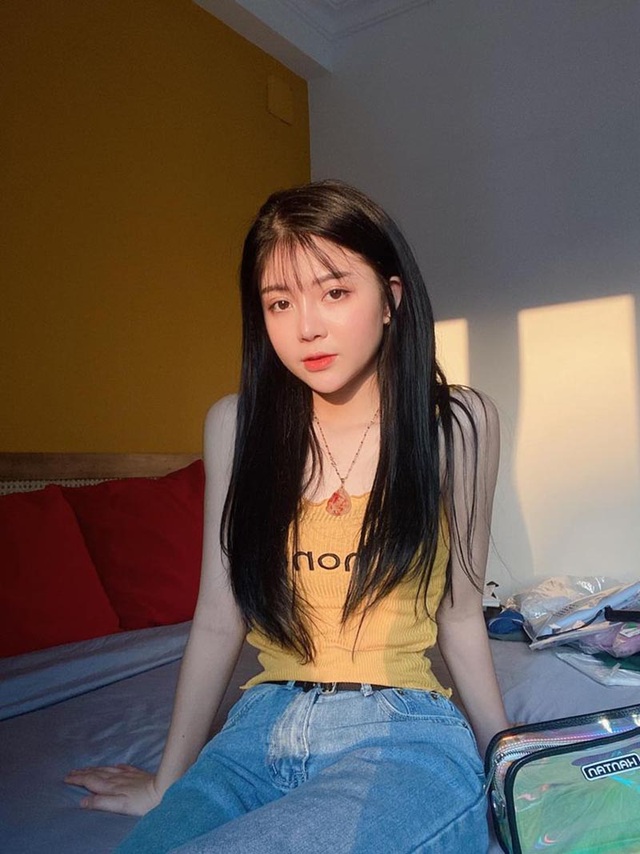 Hot streamer xinh đẹp: “Với mình, mọi lời gạ gẫm đều trở nên vô nghĩa” - 3 Hot streamer xinh đẹp: “Với mình, mọi lời gạ gẫm đều trở nên vô nghĩa” - 3
