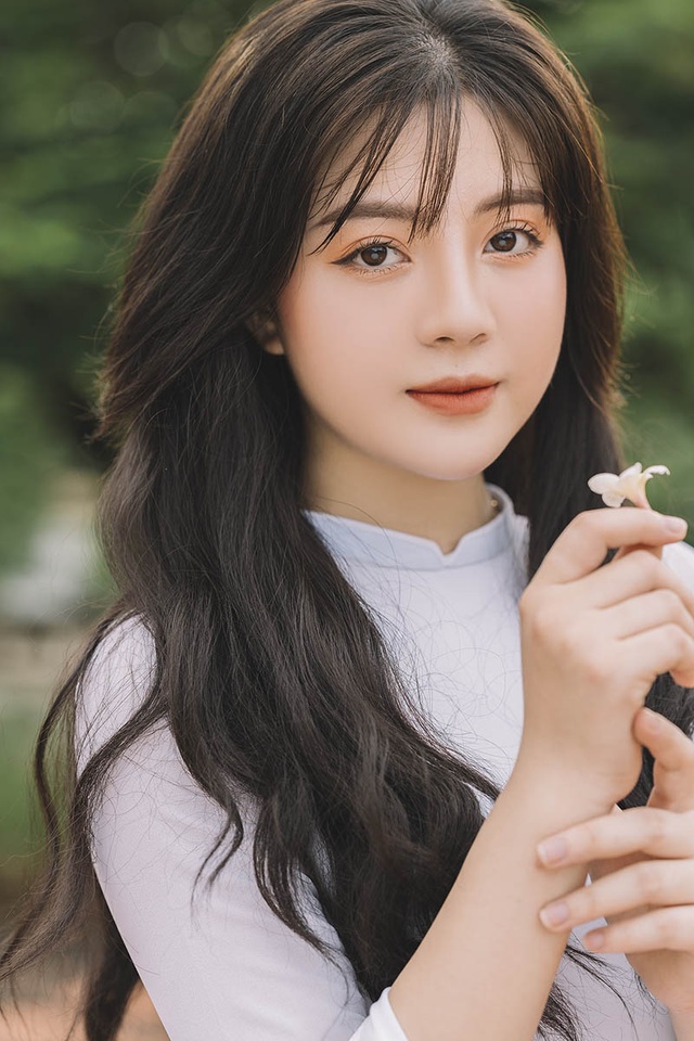 Hot streamer xinh đẹp: “Với mình, mọi lời gạ gẫm đều trở nên vô nghĩa” - 8 Hot streamer xinh đẹp: “Với mình, mọi lời gạ gẫm đều trở nên vô nghĩa” - 8