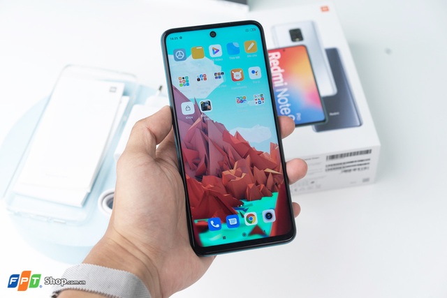 Bộ ba smartphone Xiaomi đáng mua nhất tháng 9 tại FPT Shop - 1 Bộ ba smartphone Xiaomi đáng mua nhất tháng 9 tại FPT Shop - 1