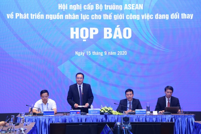 Nhân lực được lựa chọn là ưu tiên trong cộng đồng văn hóa xã hội Asean - 1 Nhân lực được lựa chọn là ưu tiên trong cộng đồng văn hóa xã hội Asean - 1