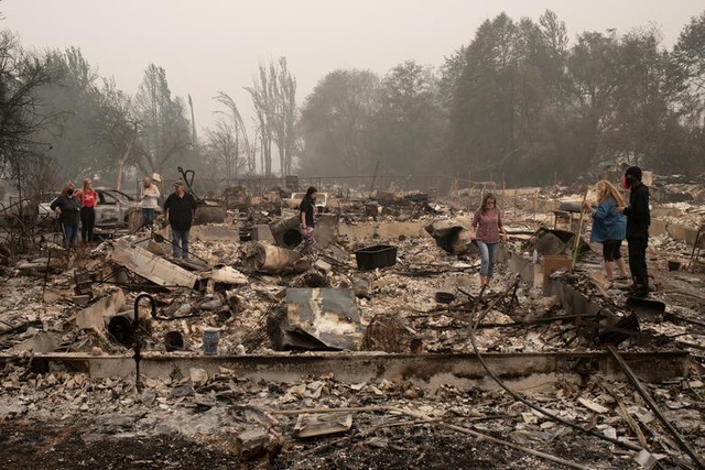 Cháy rừng thảm khốc, bang của Mỹ tan hoang như địa ngục - 13