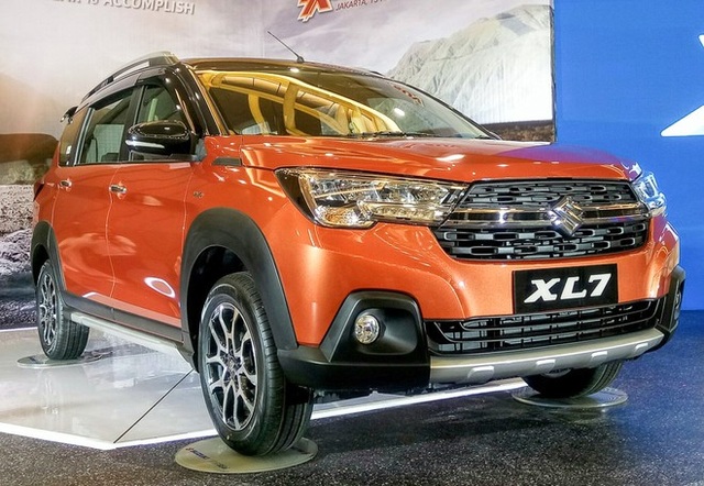 Suzuki XL7 bán chạy gấp đôi Toyota Rush, tham vọng áp sát Xpander - 1