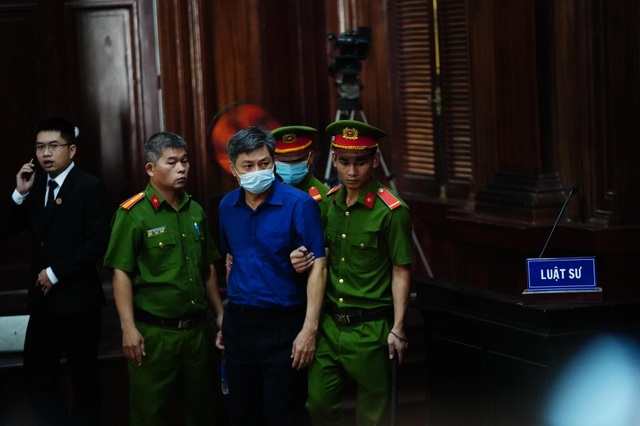 Nữ bị cáo trần tình về quan hệ với cựu Phó Chủ tịch TPHCM Nguyễn Thành Tài - 3