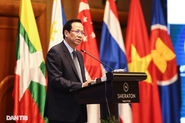 Bộ trưởng Đào Ngọc Dung: ASEAN xác định con người là trung tâm phát triển - 3 Bộ trưởng Đào Ngọc Dung: ASEAN xác định con người là trung tâm phát triển - 3