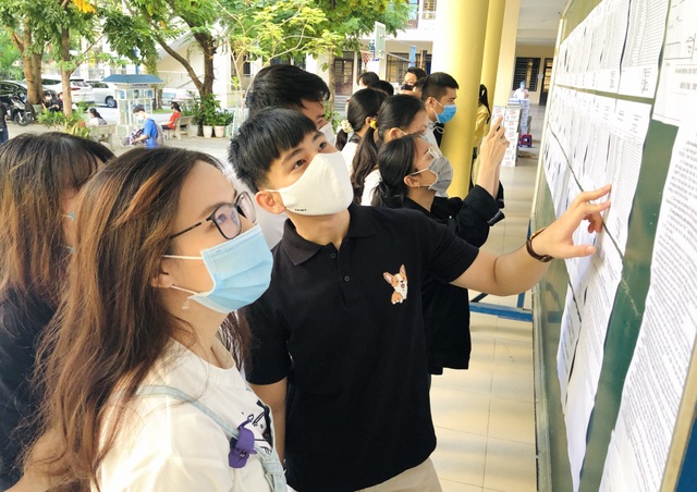 Xuất hiện thủ khoa toàn quốc khối B đạt điểm tuyệt đối 30/30 điểm - 1 Xuất hiện thủ khoa toàn quốc khối B đạt điểm tuyệt đối 30/30 điểm - 1