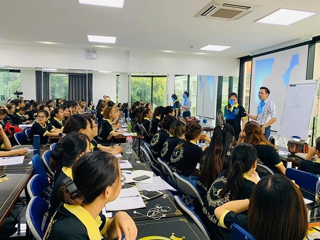 Khởi nghiệp cùng khóa học phun xăm thẩm mỹ tại EvaXinh - 3 Khởi nghiệp cùng khóa học phun xăm thẩm mỹ tại EvaXinh - 3