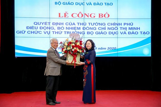 Công bố Quyết định điều động, bổ nhiệm Thứ trưởng Bộ Giáo dục Đào tạo - 2 Công bố Quyết định điều động, bổ nhiệm Thứ trưởng Bộ Giáo dục Đào tạo - 2