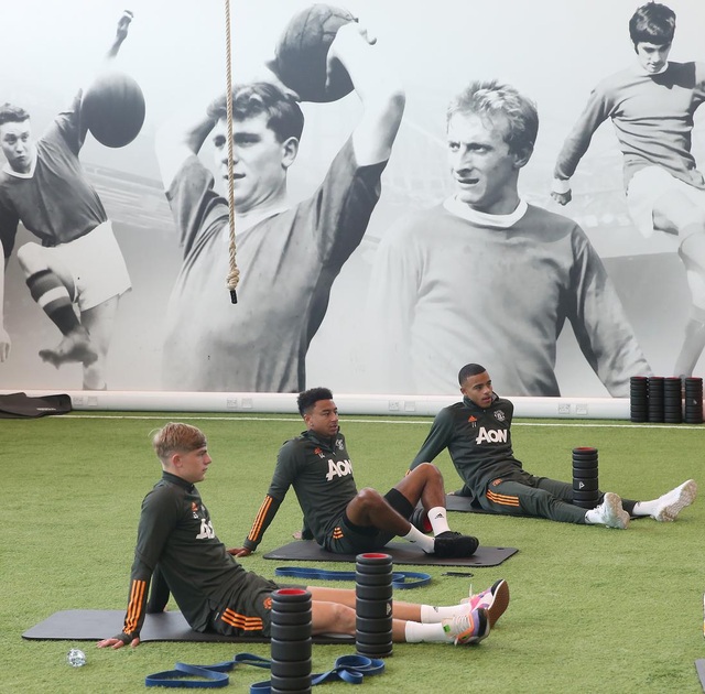 Man Utd tích cực luyện công chuẩn bị cho trận gặp Crystal Palace - 2 Man Utd tích cực luyện công chuẩn bị cho trận gặp Crystal Palace - 2