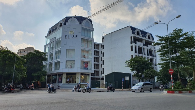 Hà Nội: Toà giữ nguyên quyết định cấm chuyển dịch 14 biệt thự đất vàng - 1 Hà Nội: Toà giữ nguyên quyết định cấm chuyển dịch 14 biệt thự đất vàng - 1