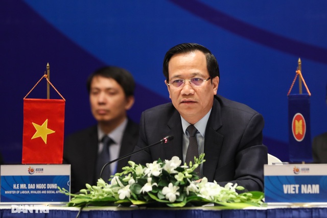 Minister Dao Ngoc Dung: The world of work is constantly changing - 2