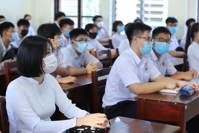 Đẩy mạnh an toàn phòng, chống dịch Covid-19 trong năm học mới - 2 Đẩy mạnh an toàn phòng, chống dịch Covid-19 trong năm học mới - 2