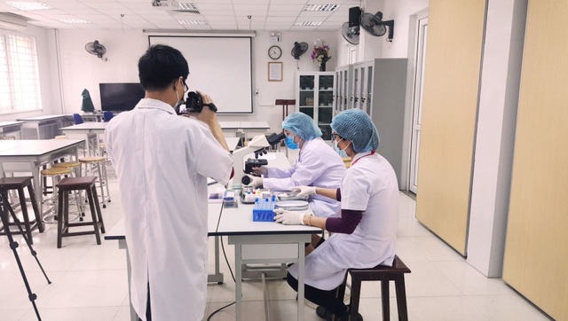 Dự báo điểm chuẩn ngành Y đa khoa trường ĐH Y Hà Nội sẽ lên tới 28 điểm - 1 Dự báo điểm chuẩn ngành Y đa khoa trường ĐH Y Hà Nội sẽ lên tới 28 điểm - 1
