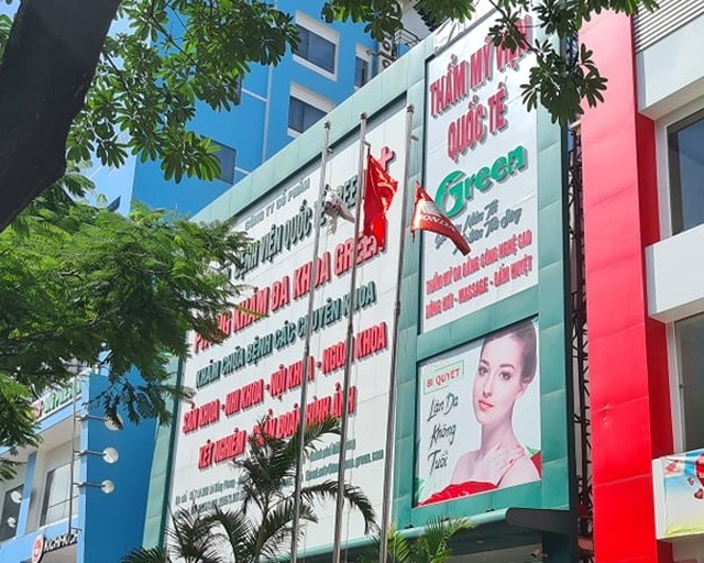 Công an điều tra nghi vấn bác sĩ tại một Thẩm mỹ viện quốc tế xài bằng giả - 2