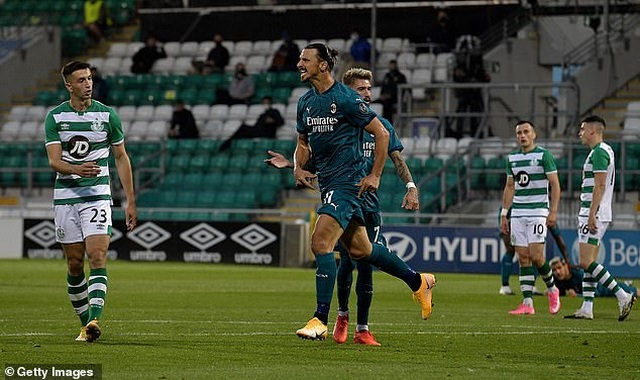 Ibrahimovic ghi bàn giúp AC Milan đi tiếp ở Europa League - 4 Ibrahimovic ghi bàn giúp AC Milan đi tiếp ở Europa League - 4