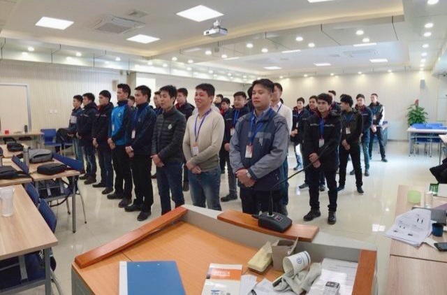 Lái tàu đường sắt đô thị lương 15 triệu đồng/tháng, vì sao khó tuyển? - 1 Lái tàu đường sắt đô thị lương 15 triệu đồng/tháng, vì sao khó tuyển? - 1