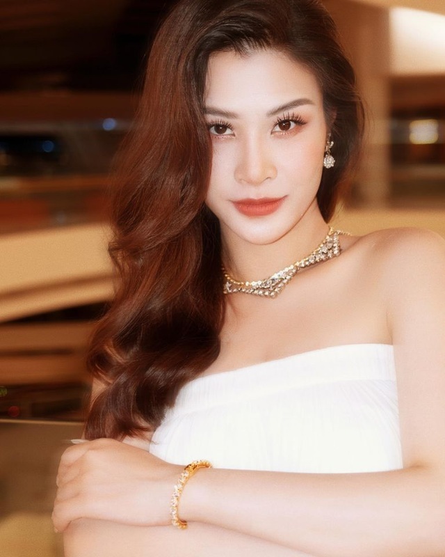 Cơ ngơi riêng hoành tráng cho con đầu lòng của Đông Nhi - Ông Cao Thắng - 4 Cơ ngơi riêng hoành tráng cho con đầu lòng của Đông Nhi - Ông Cao Thắng - 4