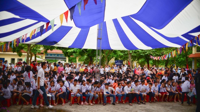 700 học sinh huyện Mê Linh (Hà Nội) lần đầu tranh tài Đấu trường toán học - 1 700 học sinh huyện Mê Linh (Hà Nội) lần đầu tranh tài Đấu trường toán học - 1