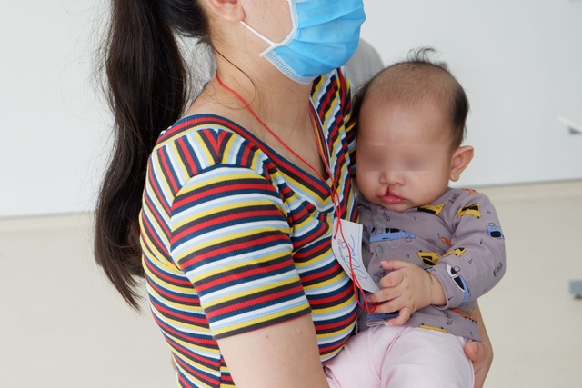 Hà Nội: Hàng chục trẻ em có cơ hội được phẫu thuật lấy lại nụ cười - 2 Hà Nội: Hàng chục trẻ em có cơ hội được phẫu thuật lấy lại nụ cười - 2