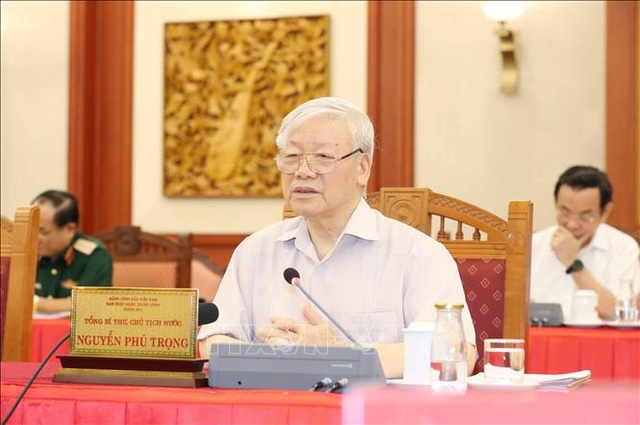 Tổng Bí thư: Công an, quân đội là thanh kiếm và lá chắn bảo vệ đất nước - 2 Tổng Bí thư: Công an, quân đội là thanh kiếm và lá chắn bảo vệ đất nước - 2
