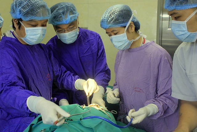Tưởng chỉ bị tưa lưỡi hóa ra “mầm mống” của ung thư - 1 Tưởng chỉ bị tưa lưỡi hóa ra “mầm mống” của ung thư - 1