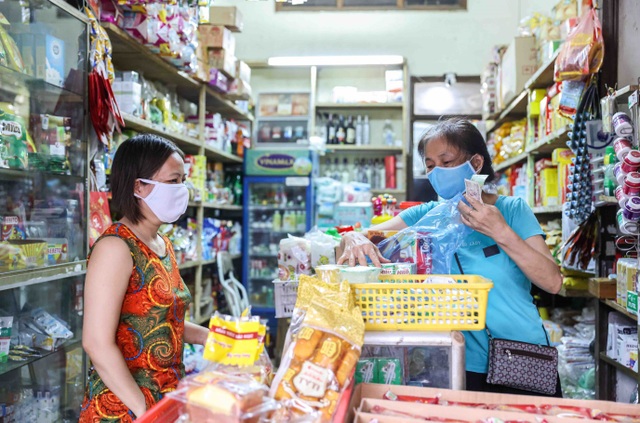 Hành trình “bắc cầu” đầy chông gai của hàng tiêu dùng Việt - 1 Hành trình “bắc cầu” đầy chông gai của hàng tiêu dùng Việt - 1