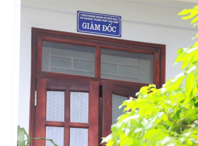 Bắt Giám đốc và nhân viên Chi nhánh Văn phòng Đăng ký đất đai Tam Điệp - 2 Bắt Giám đốc và nhân viên Chi nhánh Văn phòng đăng ký đất đai Tam Điệp - 2