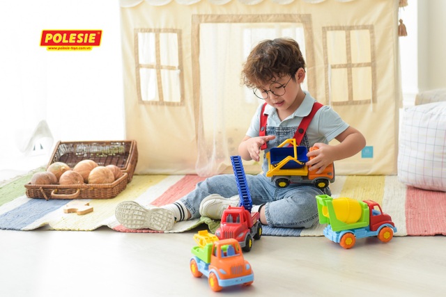 Cha mẹ thông thái lựa chọn đồ chơi Polesie nhập khẩu Châu Âu - 2 Cha mẹ thông thái lựa chọn đồ chơi Polesie nhập khẩu Châu Âu - 2