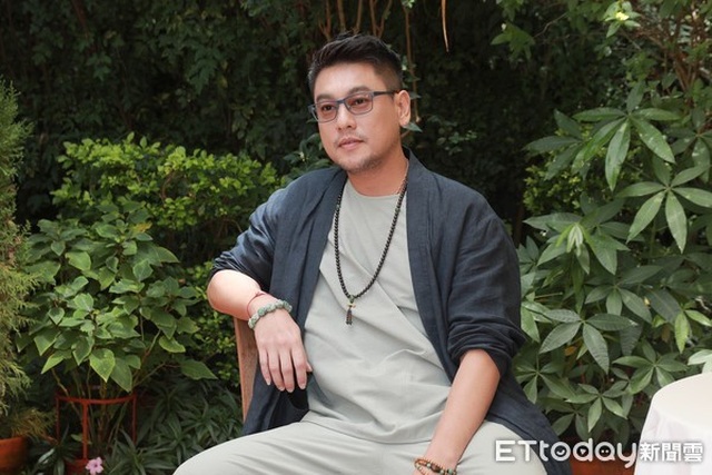 Hotboy một thời Chu Hiếu Thiên chia sẻ về hôn nhân sau 4 năm ở ẩn - 8 Hotboy một thời Chu Hiếu Thiên chia sẻ về hôn nhân sau 4 năm ở ẩn - 8