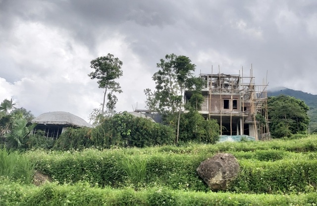 Công trình trái phép “mọc” ở Pù Luông - 2 Công trình trái phép “mọc” ở Pù Luông - 2