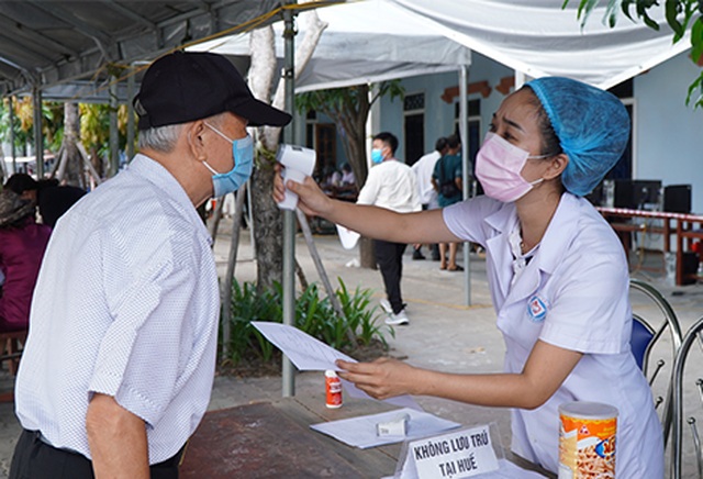 Starting at 0:00 tonight, all activities in Danang will return to normal - 2