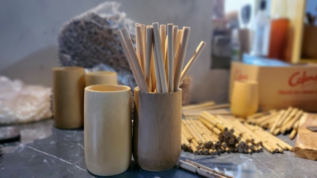Cử nhân mỹ thuật kiếm hàng chục triệu đồng/tháng từ những... cành tre - 7 Cử nhân mỹ thuật kiếm hàng chục triệu đồng/tháng từ những... cành tre - 7