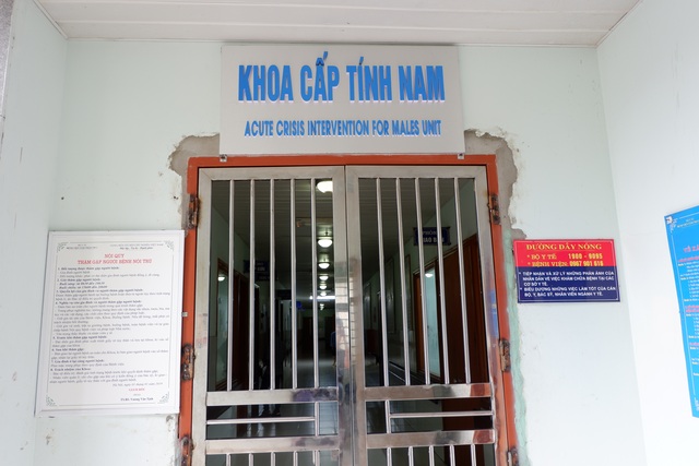 Bác sĩ khoa tâm thần kể những chuyến tuần tra ngăn bệnh nhân tự sát - 1 Bác sĩ khoa tâm thần kể những chuyến tuần tra ngăn bệnh nhân tự sát - 1