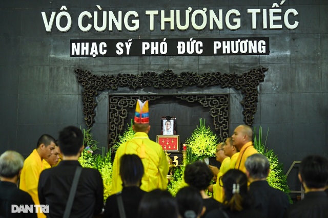 Nghệ sĩ nghẹn ngào tiễn đưa nhạc sĩ Phó Đức Phương về “đỉnh Phù Vân” - 2